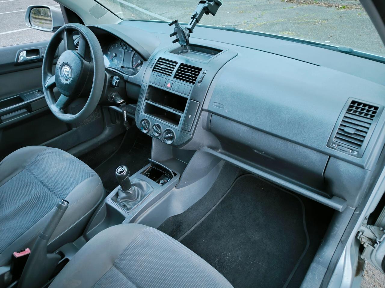 Volkswagen Polo 1.4/69CV TDI 5p. Sportline