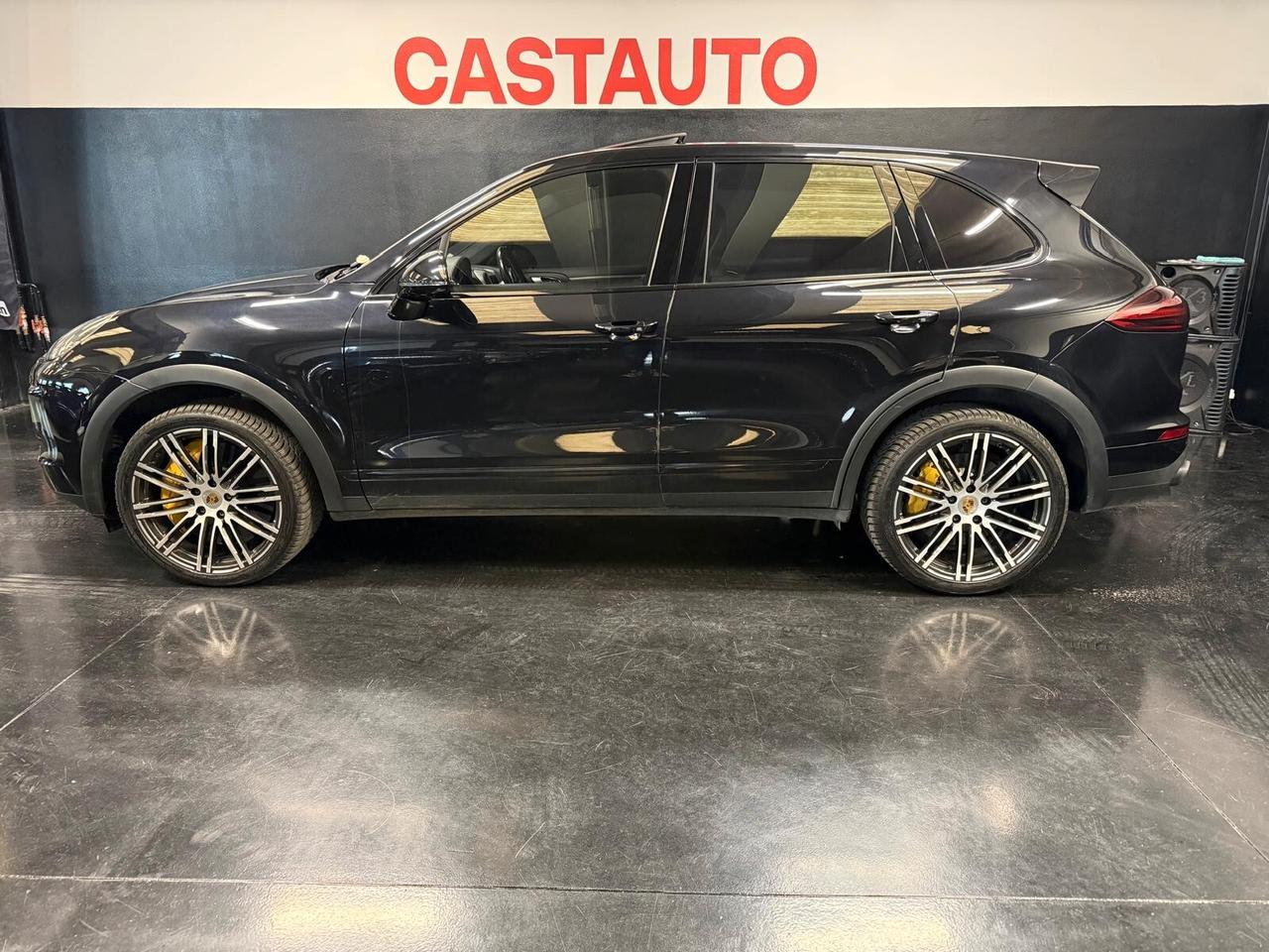 Porsche Cayenne 4.8 Turbo S