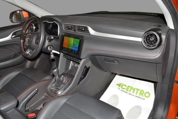 MG ZS - 1.5L 5MT LUXURY