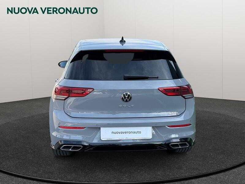 Volkswagen Golf 8 1.5 ETSI EVO ACT R-LINE DSG 130 C