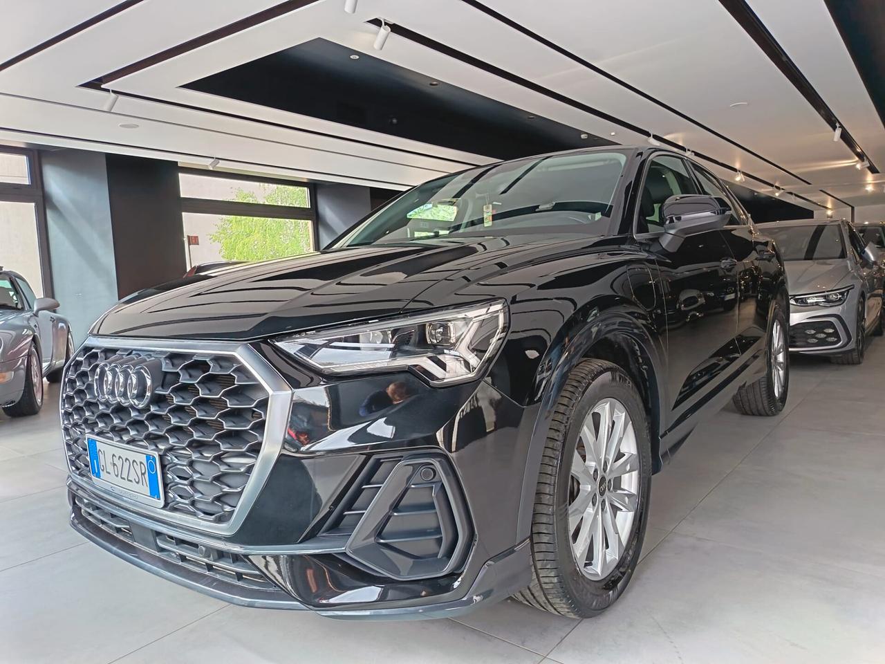 Audi Q3 SPB 45 TFSI e S tronic Business Plus