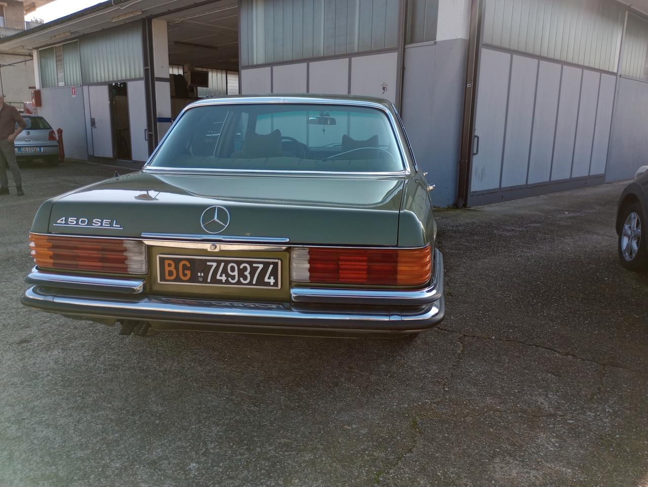 Mercedes-benz 450 SEL