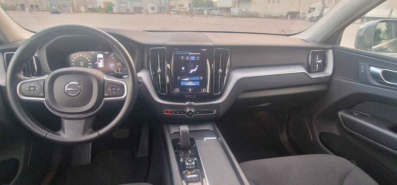 Volvo XC60 AWD B4 Diesel/Ibrida