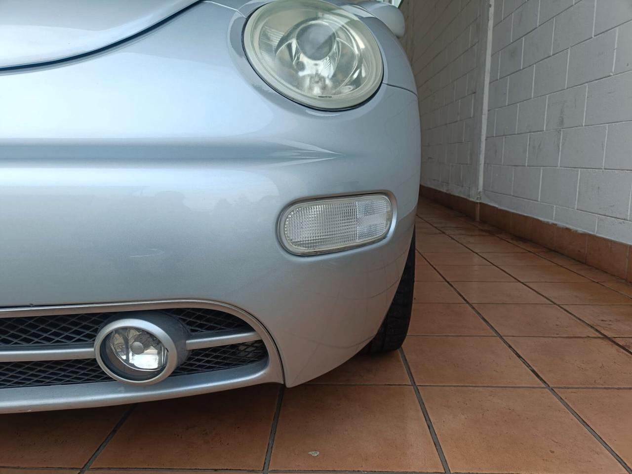 Volkswagen New Beetle 1.6 102cv, Euro 4!