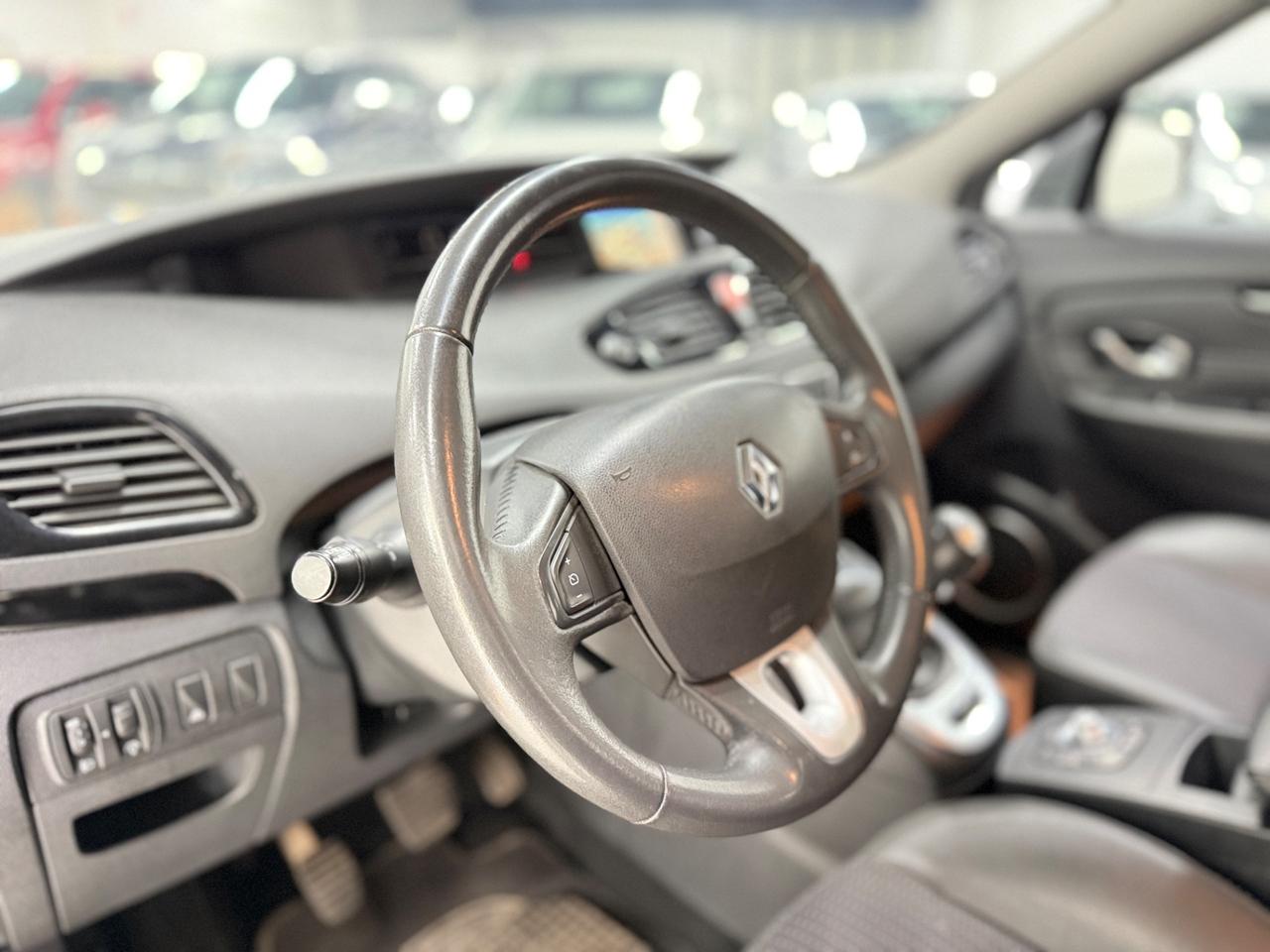 Renault Scenic Scénic X-Mod 1.9 dCi 130CV Luxe