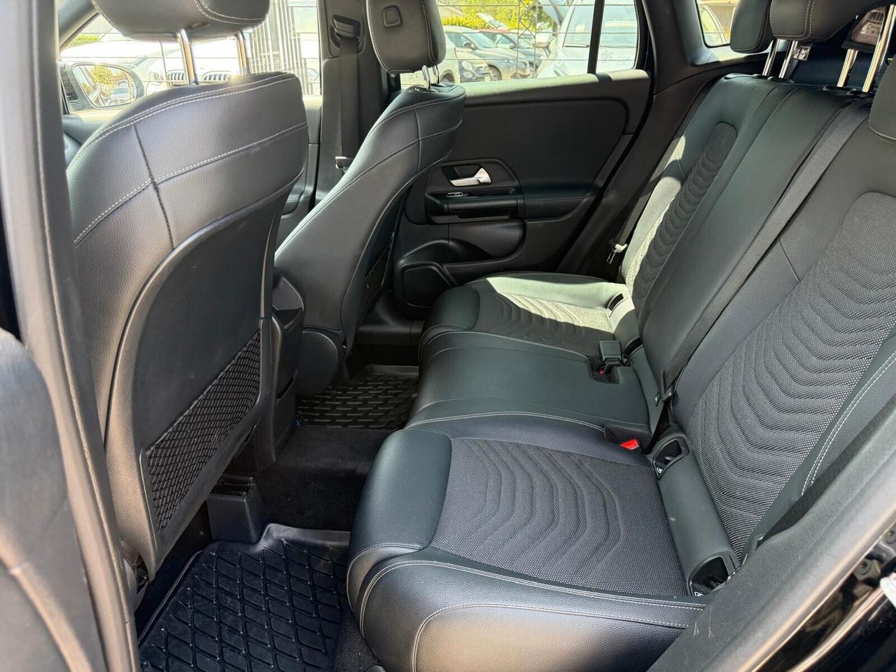 Mercedes-benz GLA 200 d Automatic 4Matic Sport