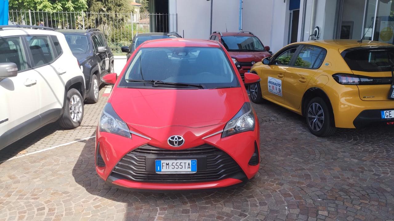 Toyota Yaris 1.0 5 porte Active per neopatentati