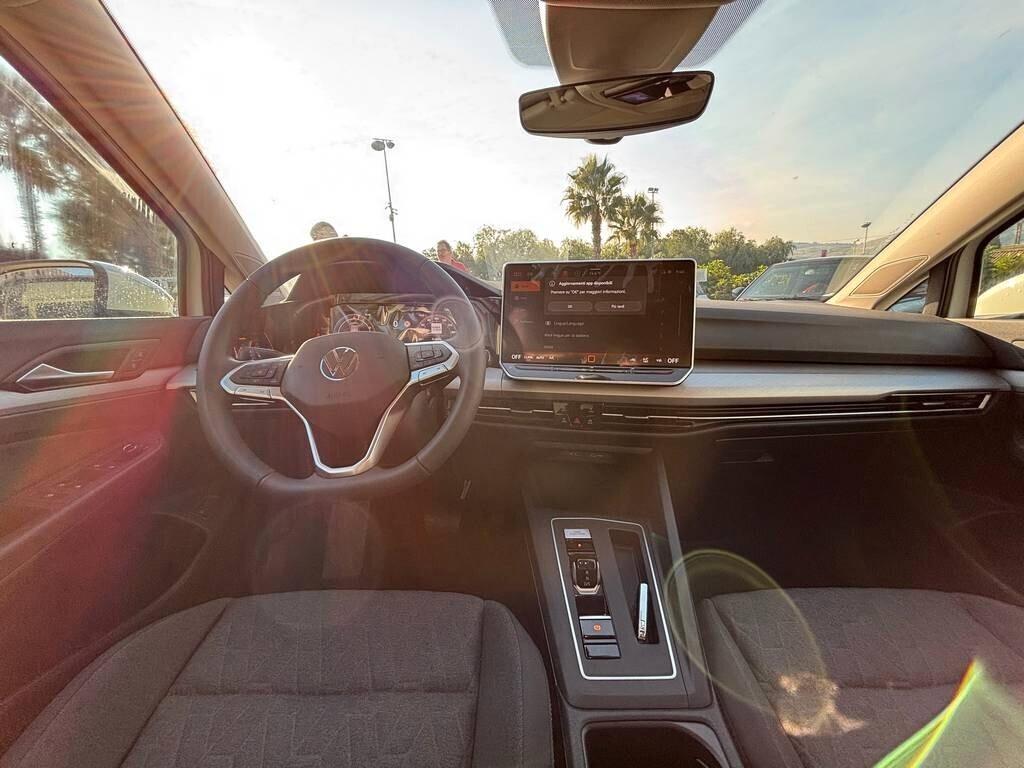 Volkswagen Golf 1.5 TSI eHybrid DSG Style 2025 / KM 0 IVA ESPOSTA TUA A SOLI 315 Euro al mese