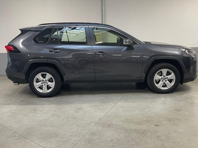 TOYOTA RAV 4 MY23 RAV4 2.5 HV (218CV) E-CVT 2WD Business