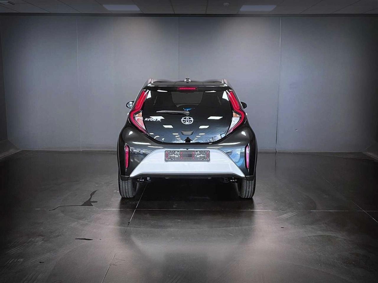 TOYOTA AYGO X 1.0 VVT-I 72 CV 5 PORTE TREND KM0