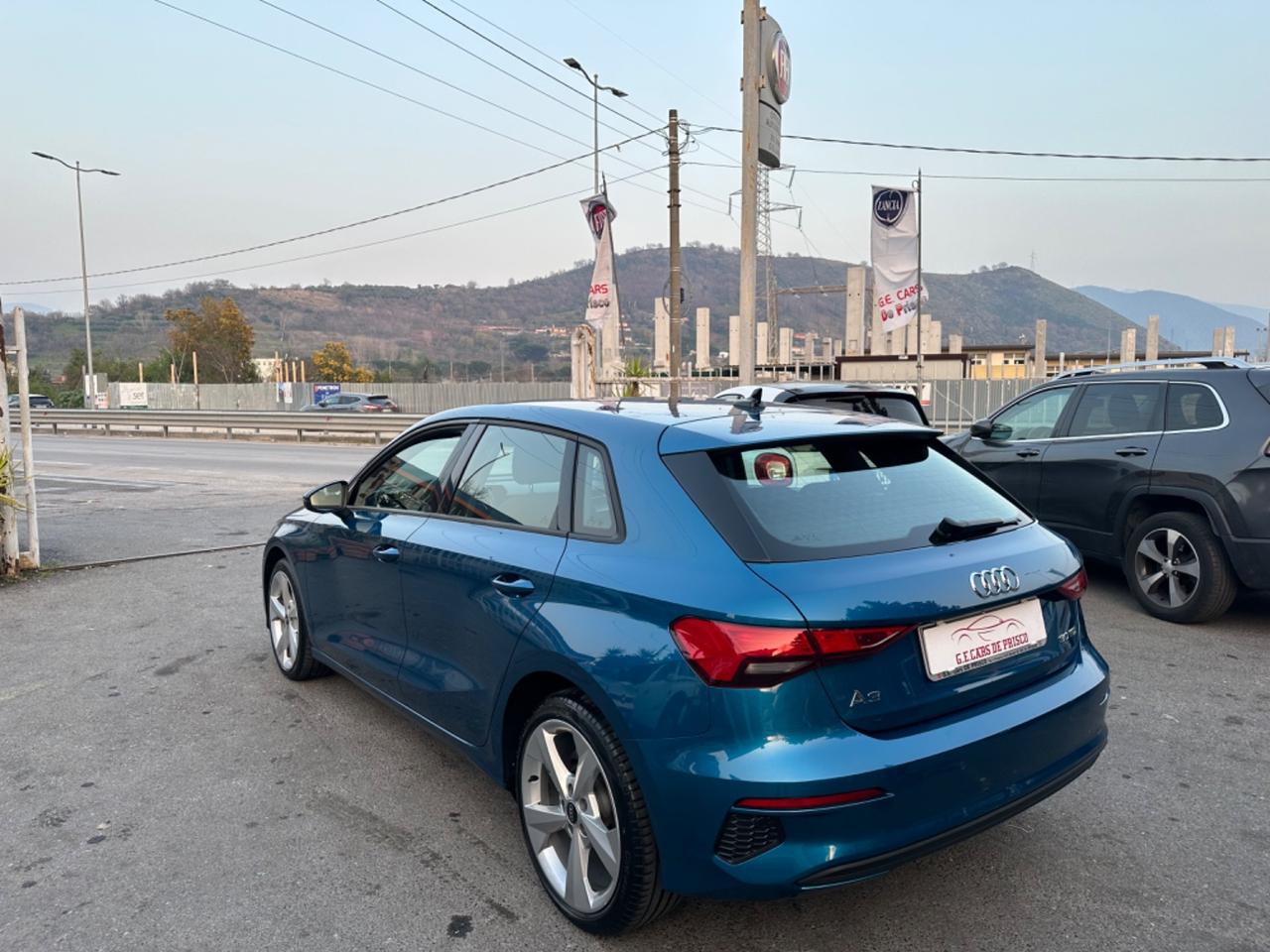 Audi A3 30 TDI S tronic Advanced/UniPro/Cockpit
