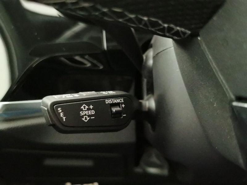 Audi Q3 35 2.0 tdi S line edition s-tronic