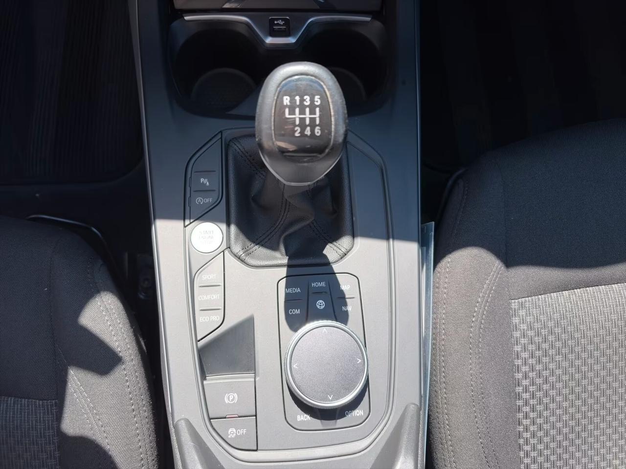 Bmw 118 118i 5p. Advantage