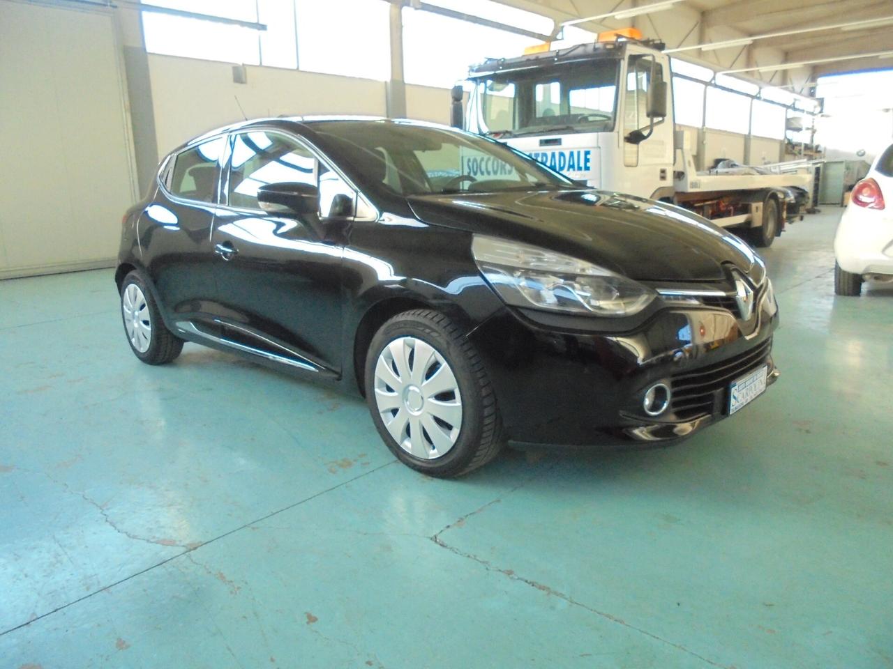 Renault Clio 1.2 75CV 5 porte Life E6 GPL