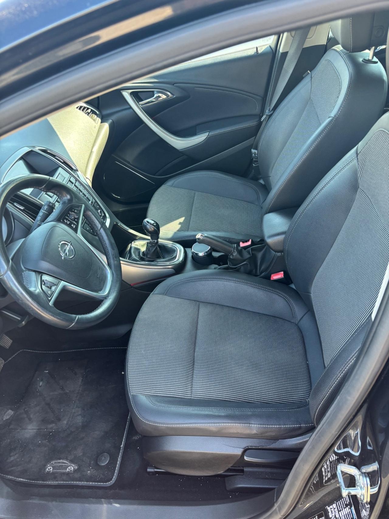 Opel Astra 1.4 Turbo 140CV 5 porte Cosmo