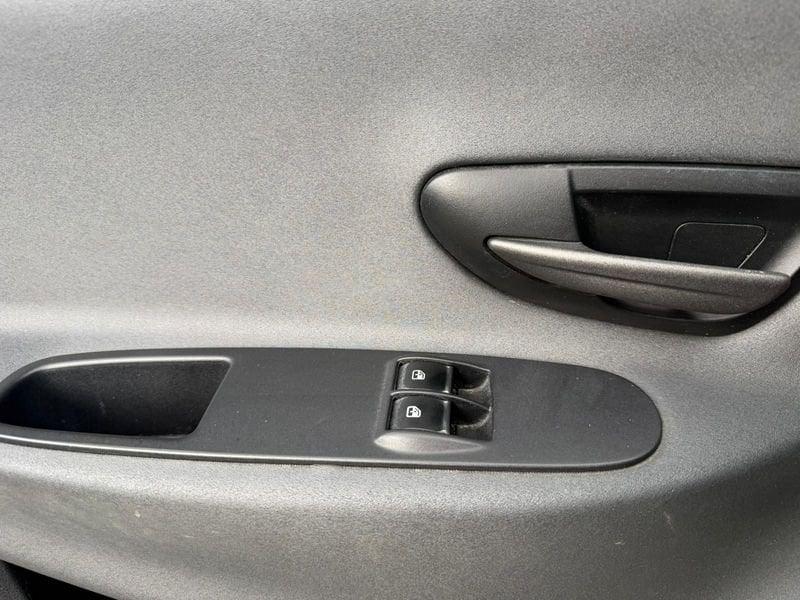 Lancia Ypsilon 1.2 69cv Silver