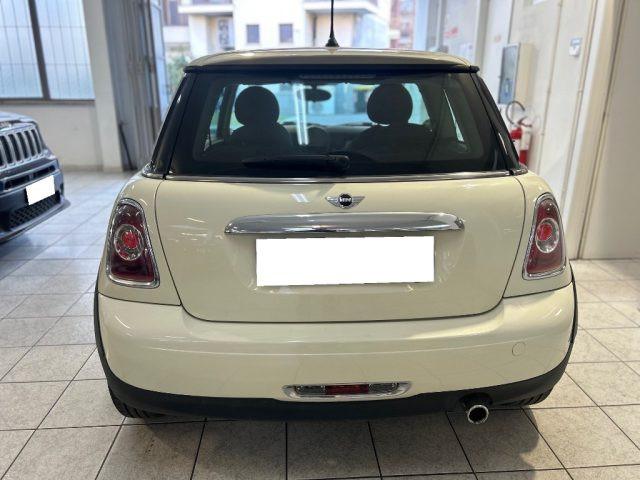 MINI One 1.6 16V One (55kW)