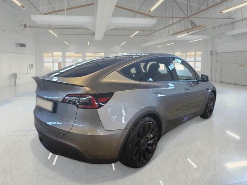 TESLA MODEL Y 75 KWH PERFORMANCE DUAL MOTOR 4WD AUT SUV