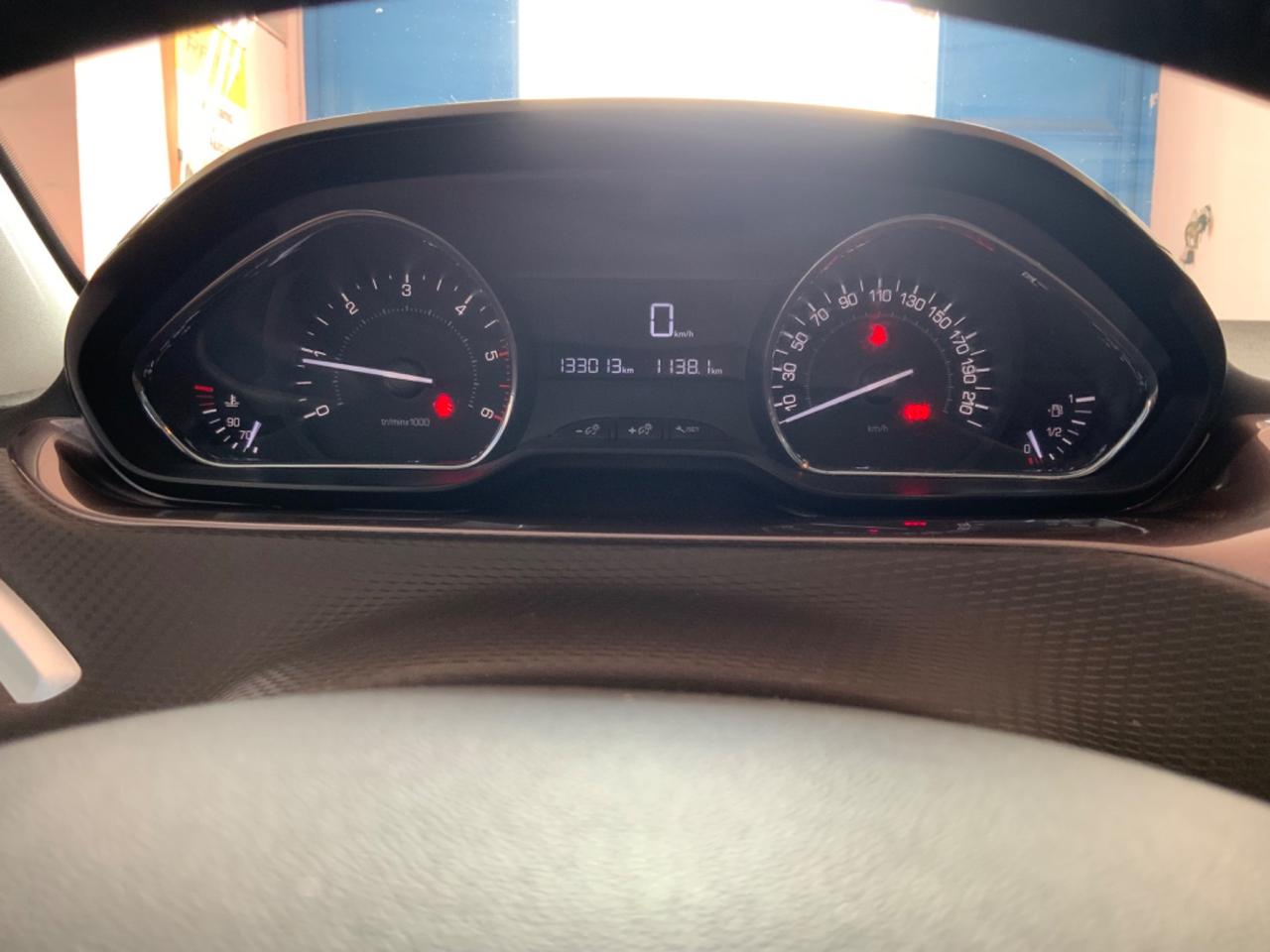 Peugeot 2008 1.6 e-HDi 92 CV Stop&Start Allure