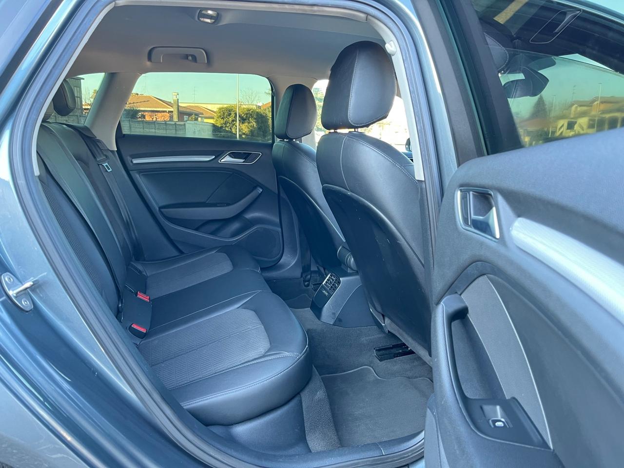 Audi A3 SPB 2.0 TDI - S tronic Ambition - 150 CV