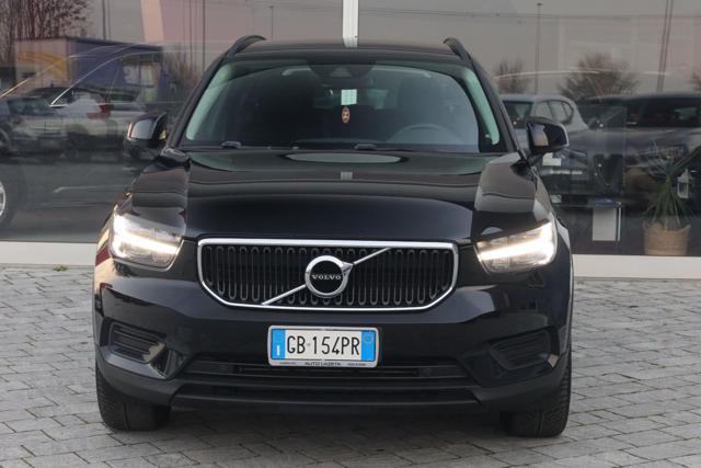 VOLVO XC40 D3