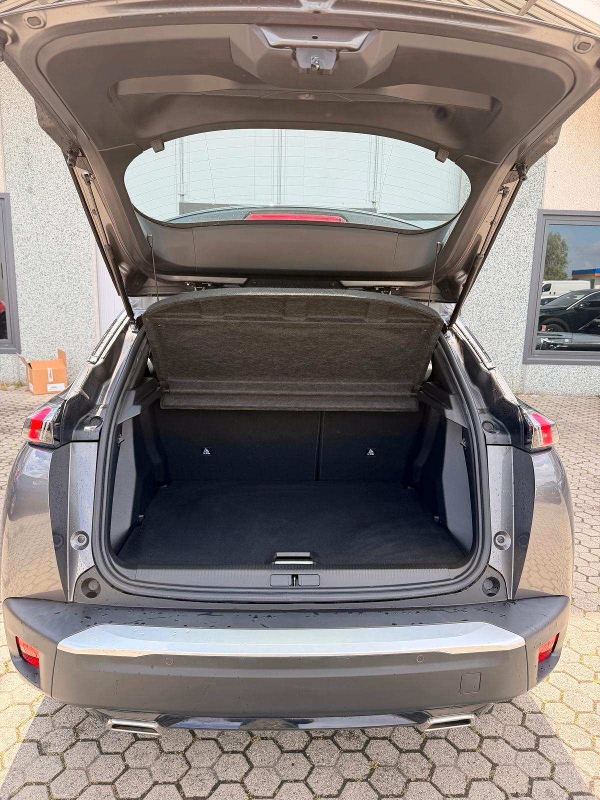 Peugeot 2008 PureTech 130 S&S EAT8 Active Pack