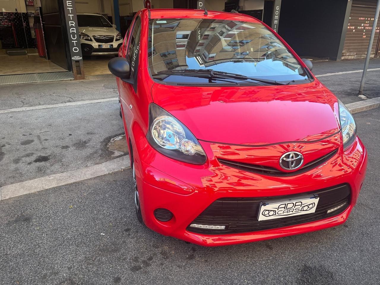 Toyota Aygo 1.0 - PASSAGGIO DI PROPRIETà INCLUSO