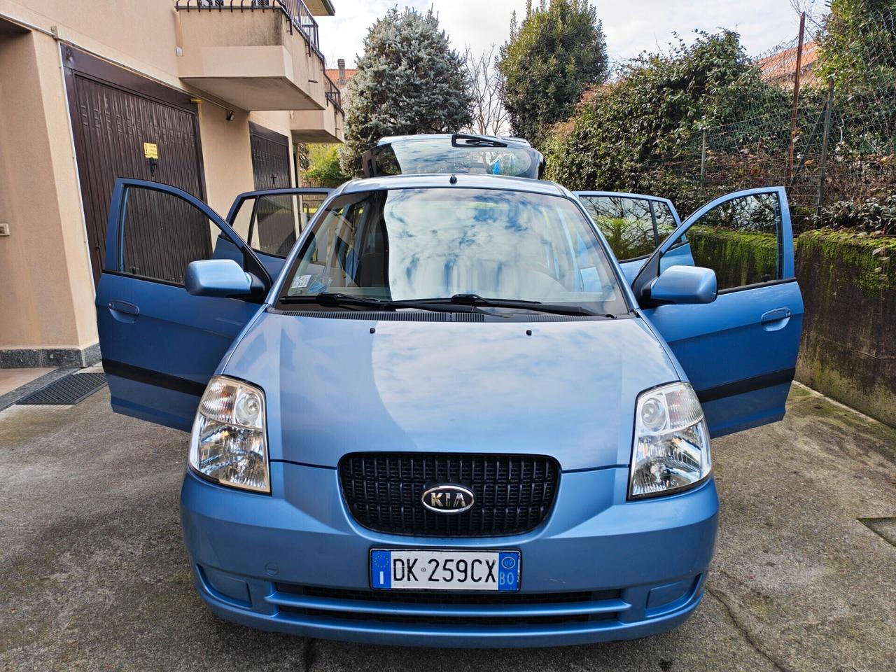 Kia Picanto 1.0 BENZINA 60cv / 50.000km / Neop.