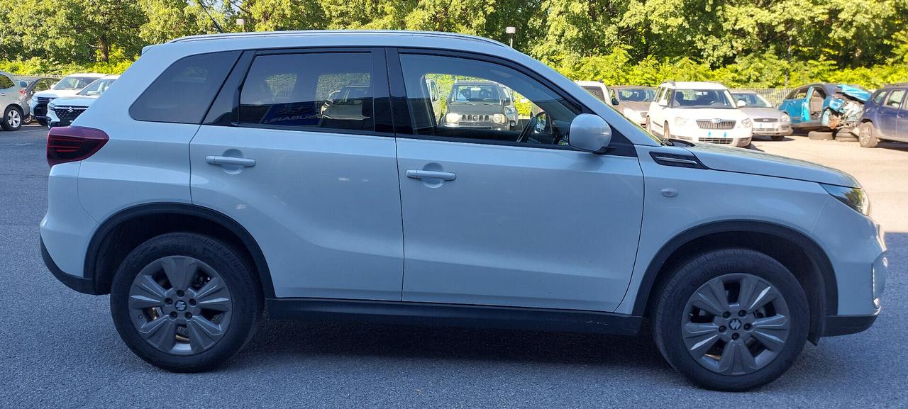 Suzuki Vitara 1.4 Hybrid Cool