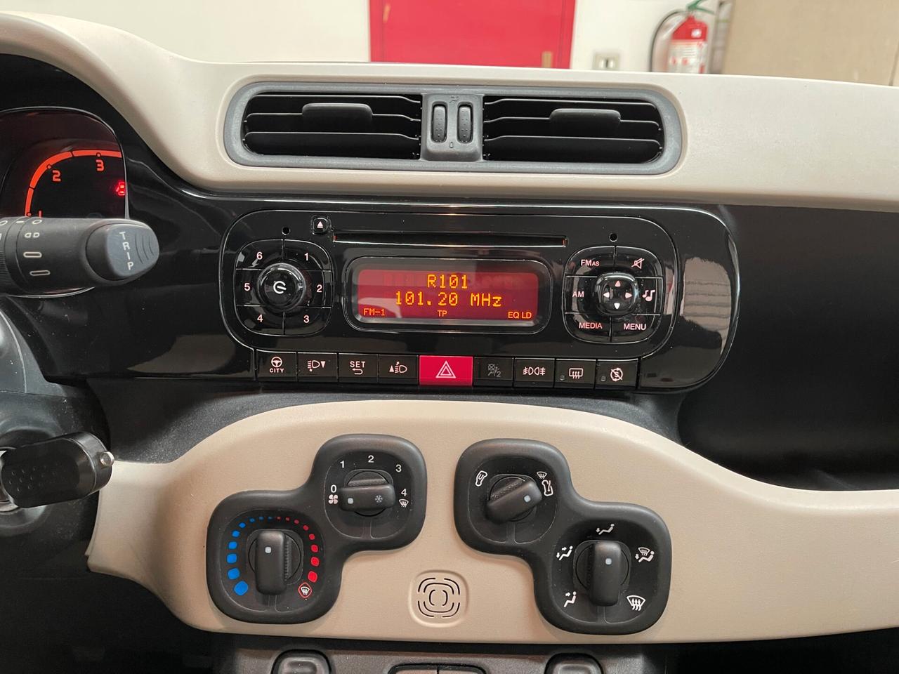 Fiat Panda Fiat Panda Lounge 1.3 mjt 5posti-Ok Neopat-Dettagli in Bio