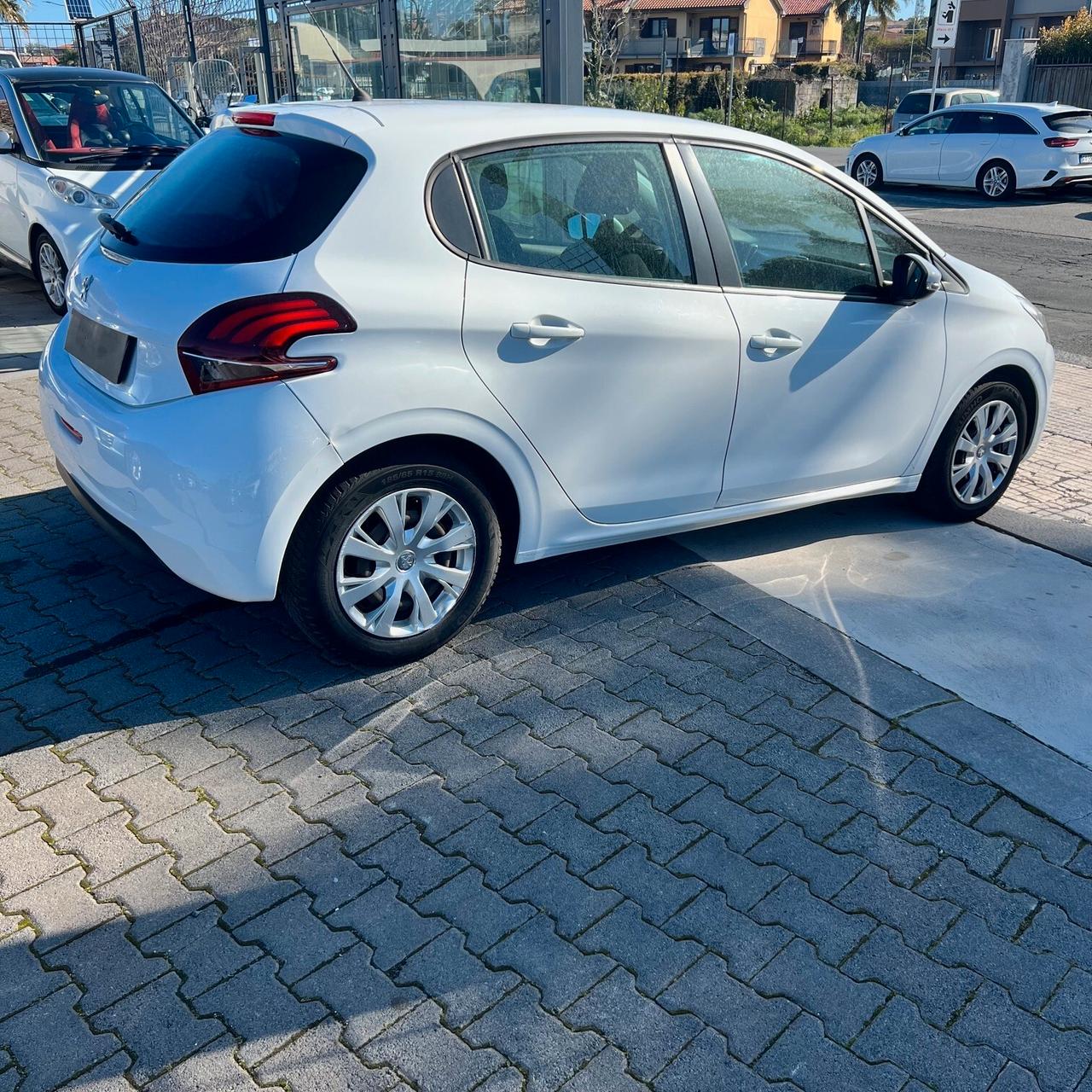 Peugeot 208 PureTech 82 5 porte Active