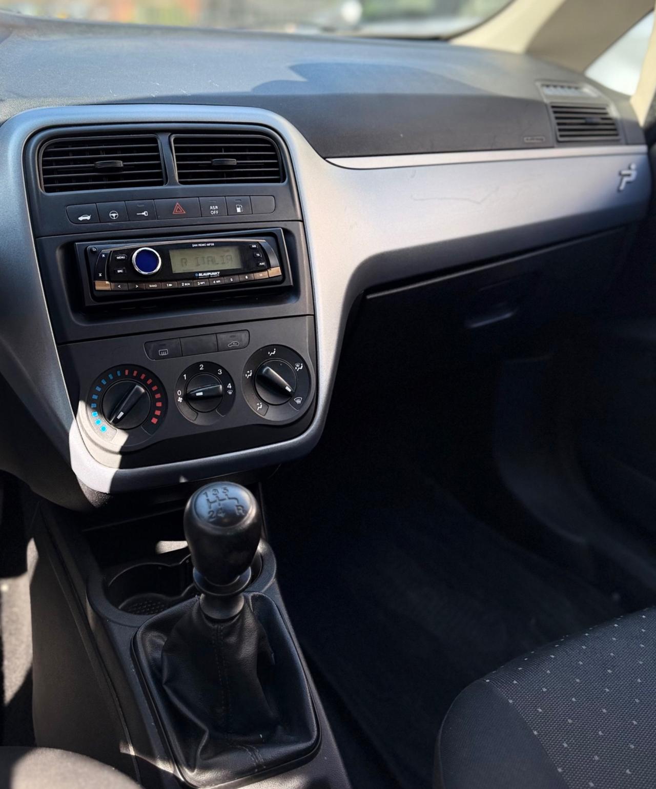 Fiat Grande Punto 1.4 Natural Power 77 Cv