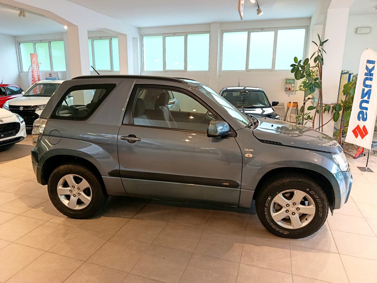 Suzuki Grand Vitara 1.9 DDiS 3 porte