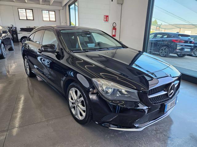 Mercedes-Benz CLA 200 Shooting Brake - X117 Shooting Brake d Premium auto FL