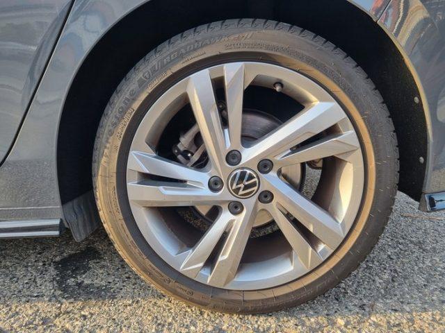 VOLKSWAGEN Golf 1.5 TSI EVO ACT R-Line