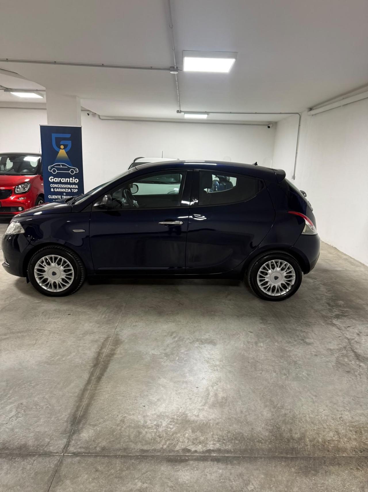 Lancia Ypsilon 1.2 69 CV 5 porte GPL Ecochic Platinum