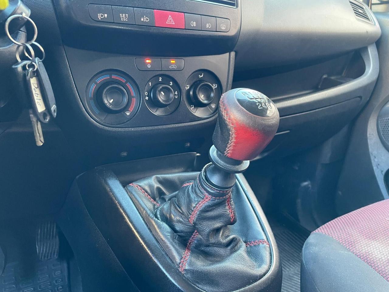 Fiat Doblo Restayling con Posti 1.4T-Jet TurboBenz/Metano Perfett