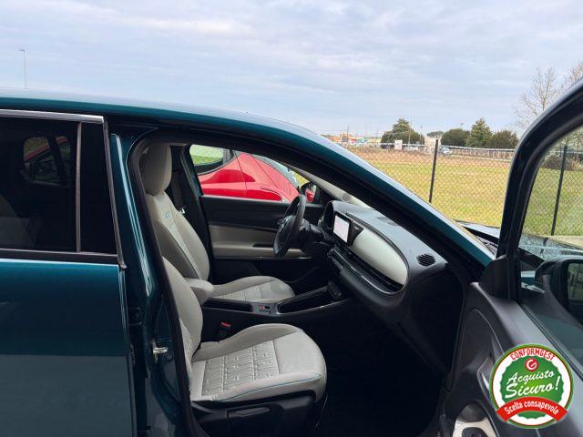 FIAT 600 Hybrid DCT MHEV La Prima ANCHE NEOPATENTATI