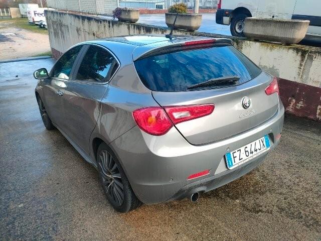 Alfa Romeo Giulietta 1.6 JTDm-Q 2 BUSINESS tetto pelle navi