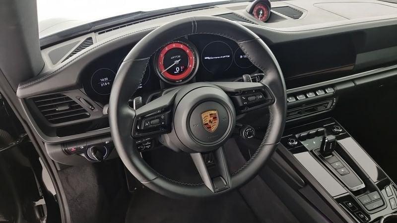 Porsche 911 Carrera 4 GTS Porsche APPROVED