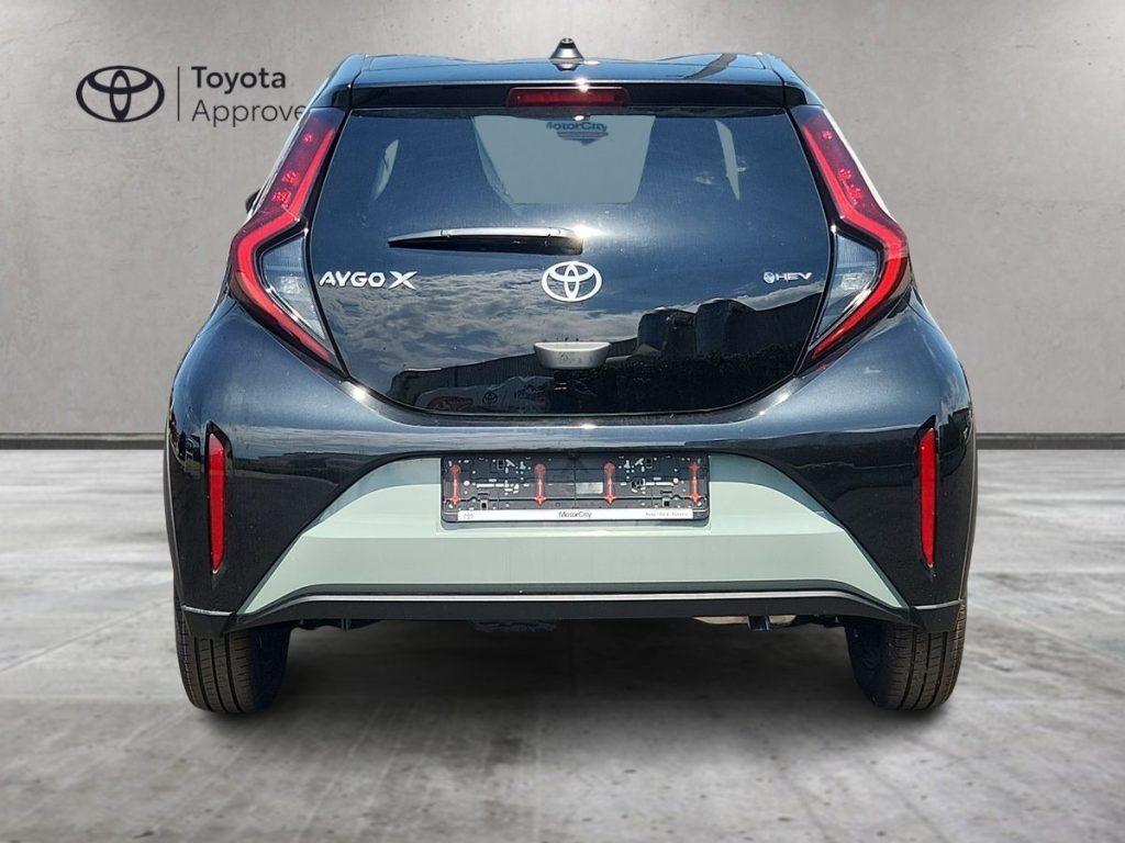 Toyota Aygo X 1.5 hybrid Icon e-cvt