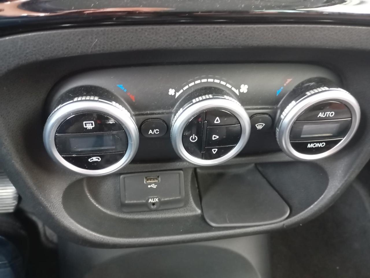 Fiat 500L 1.6 Multijet 105 CV Beats-2014