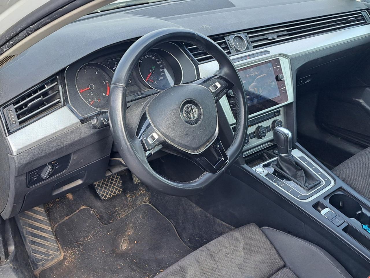 Volkswagen Passat variant 2.0 tdi comfortline 150cv dsg