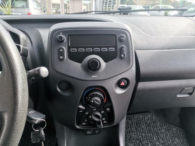 TOYOTA Aygo Connect 1.0 VVT-i 72CV 5 porte x-business