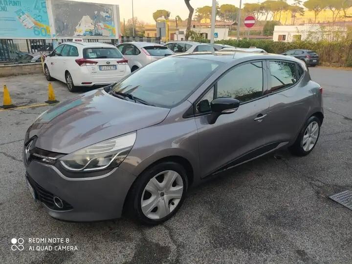 Renault Clio 1.5 dCi Costume National