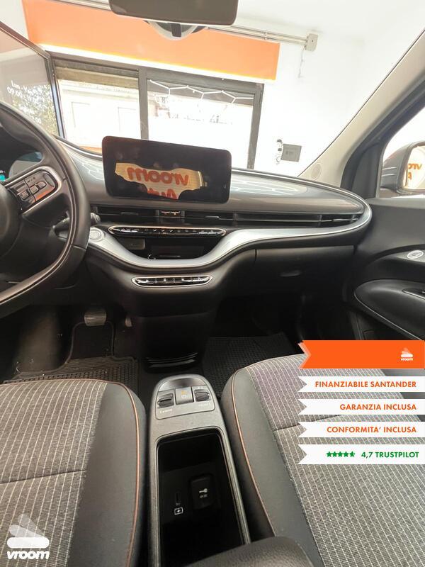 FIAT 500e Berlina 42 kWh La Prima