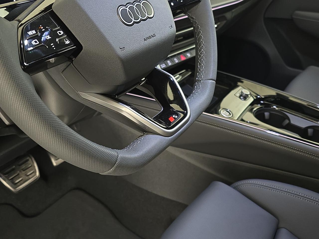 Audi Q3 2.0 tdi s line edition 150cv s-tronic