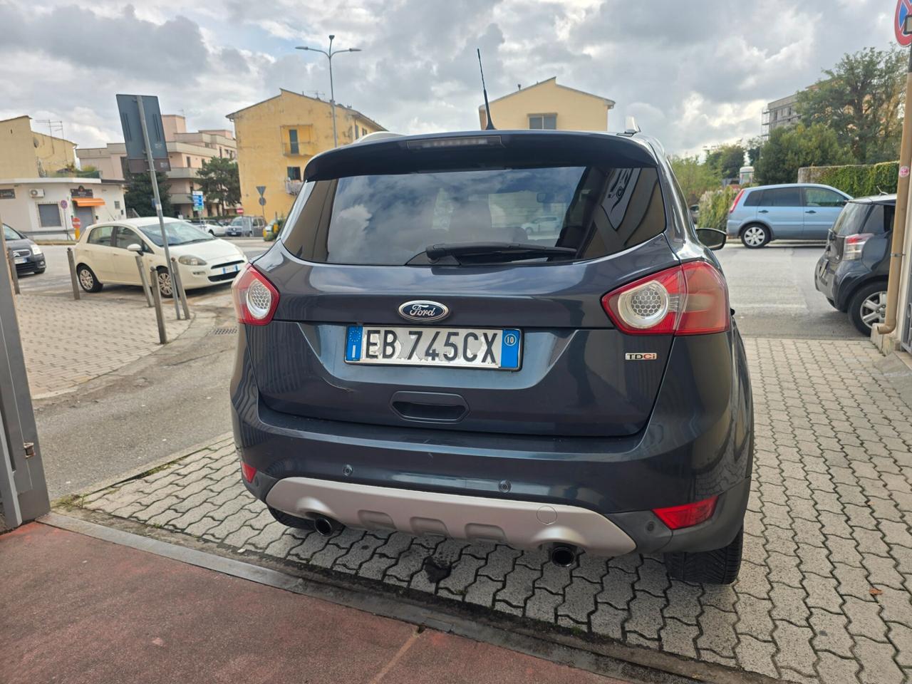 Ford Kuga Kuga+ 2.0 TDCi 140 CV 2WD DPF