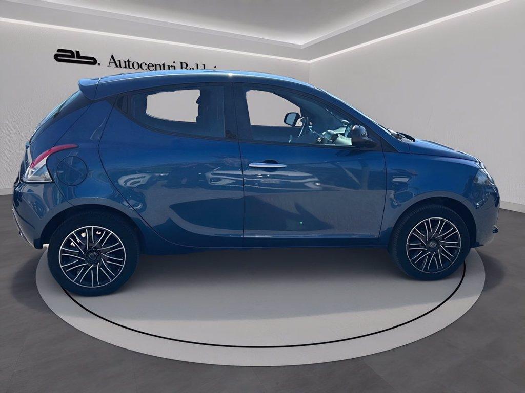 LANCIA Ypsilon 1.0 firefly hybrid gold s&s 70cv del 2022