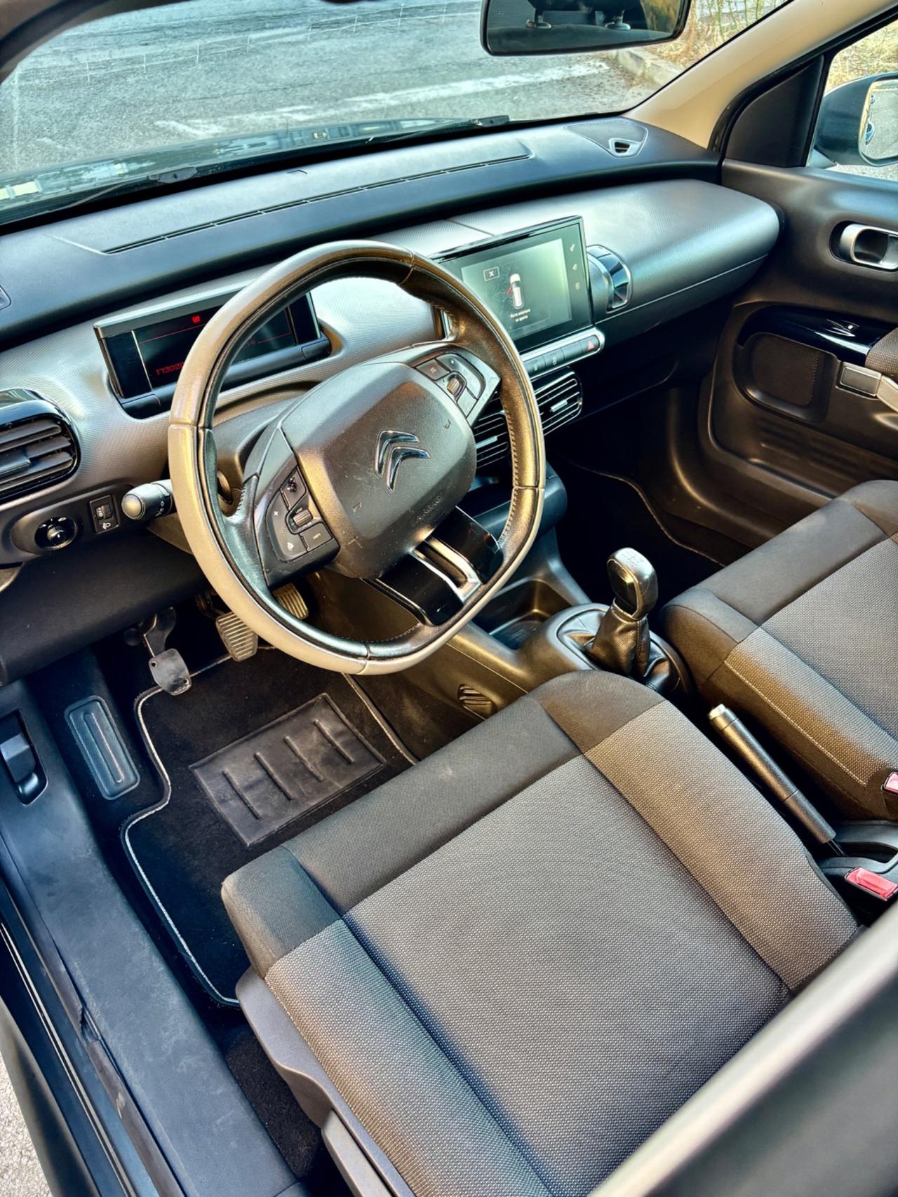 Citroen C4 Cactus PureTech 82 Shine